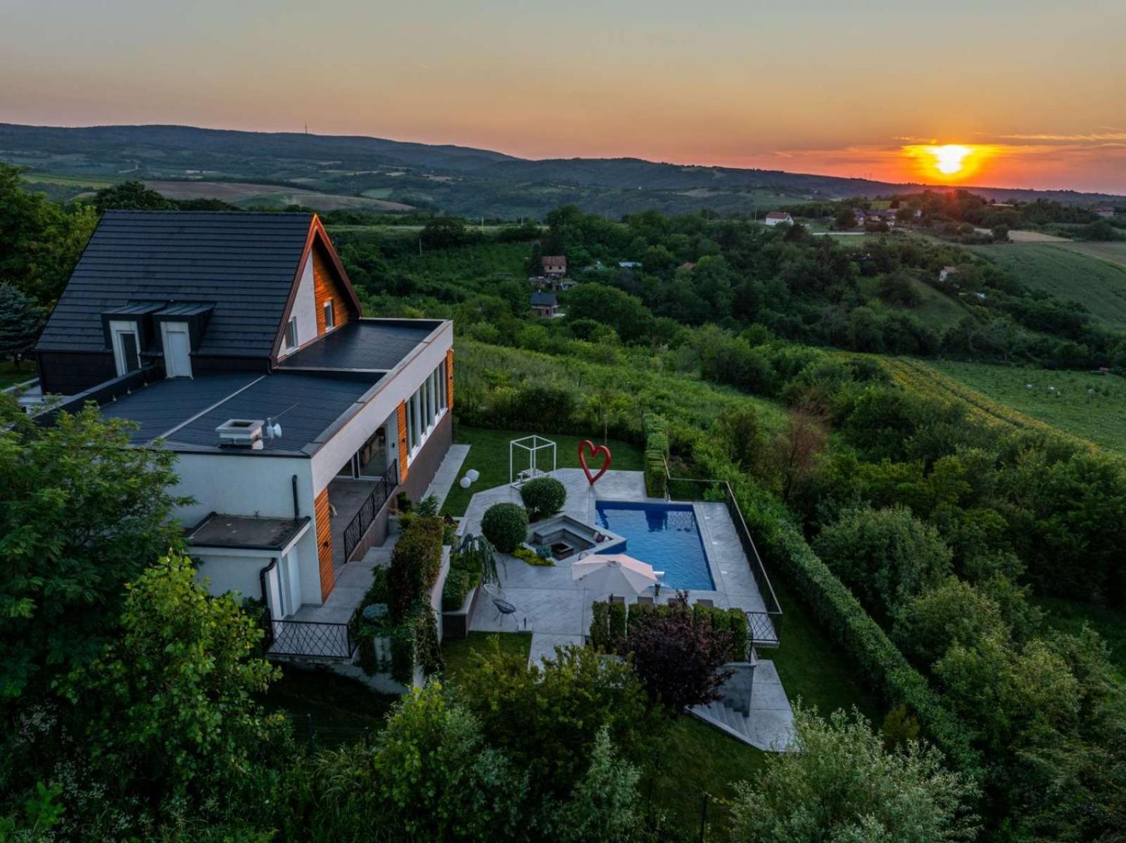 Riverside Pool Villa-Sremski Karlovci Zewnętrze zdjęcie