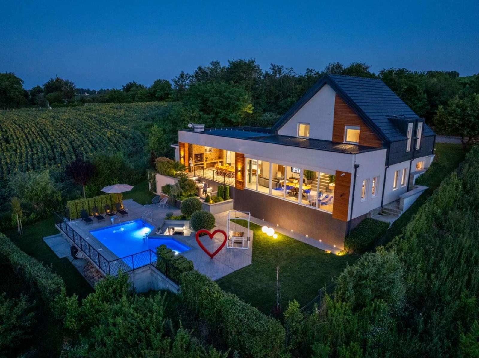 Riverside Pool Villa-Sremski Karlovci Zewnętrze zdjęcie